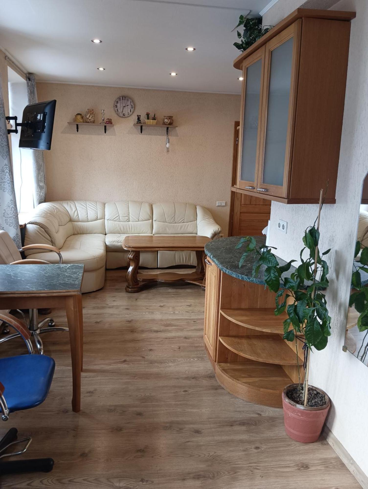 Appartement Ainas Flat à Saldus Extérieur photo